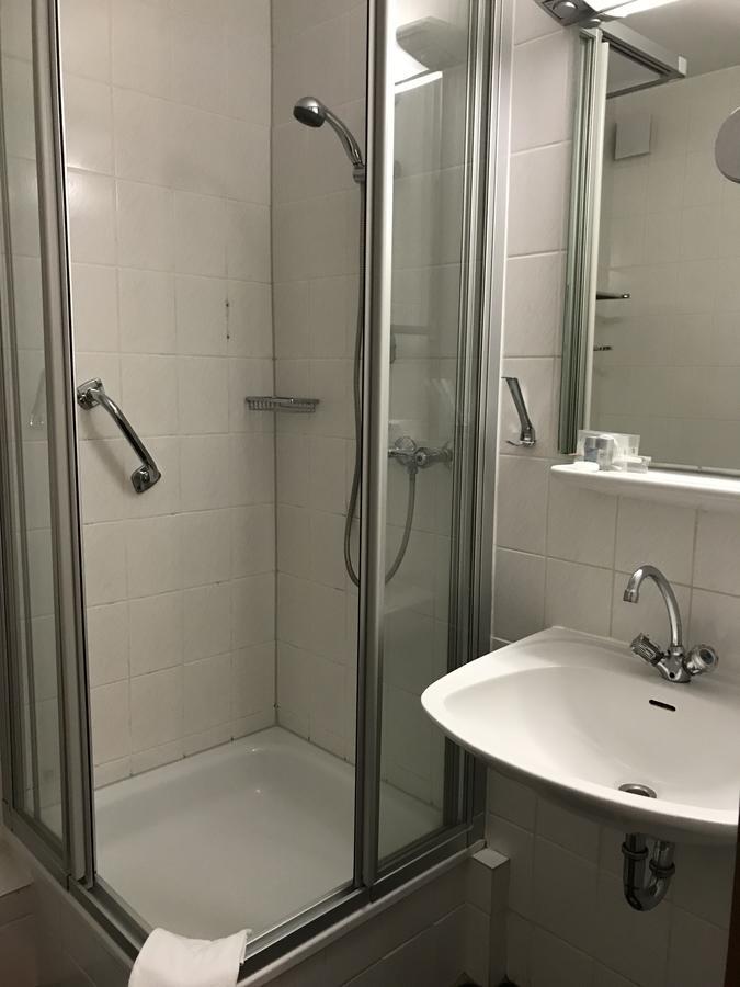 Hotel Forsbacher Muhle Rosrath Bagian luar foto